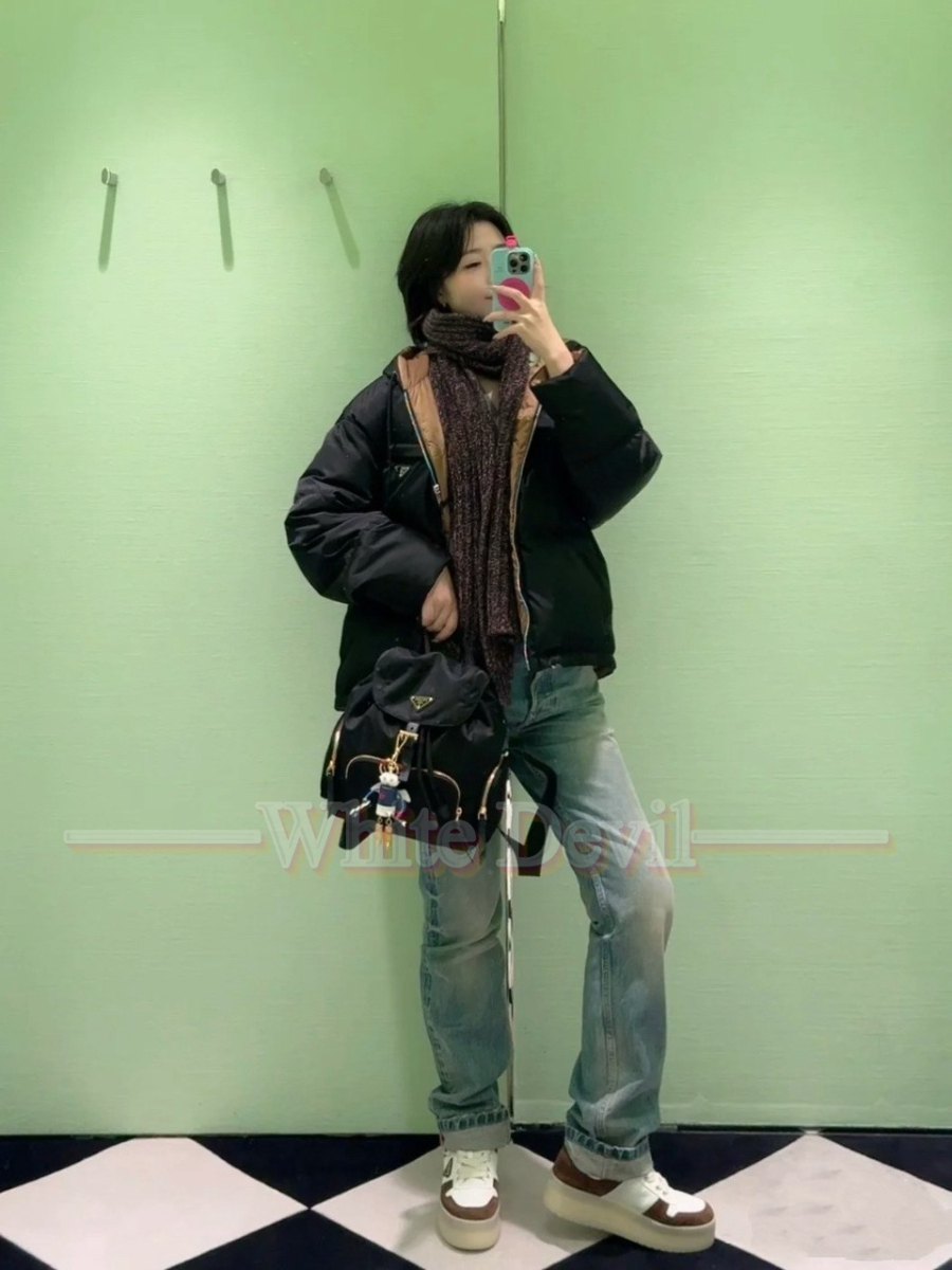 하얀악마 프라다 패딩 (1).jpg