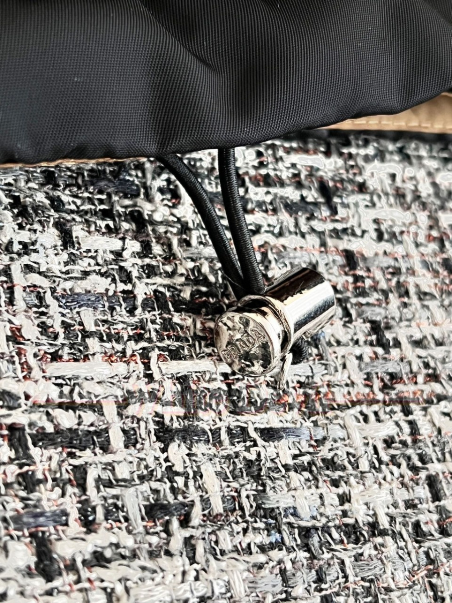 하얀악마 프라다 패딩 (19).jpg