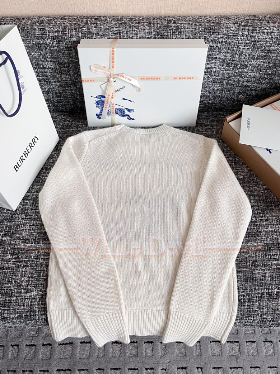 하얀악마 버버리 니트 (19).jpg