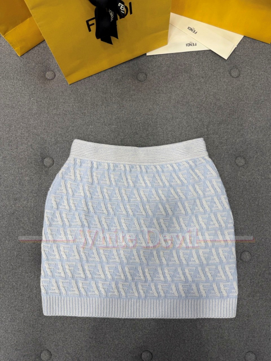 하얀악마 펜디 투피스 (16).jpg