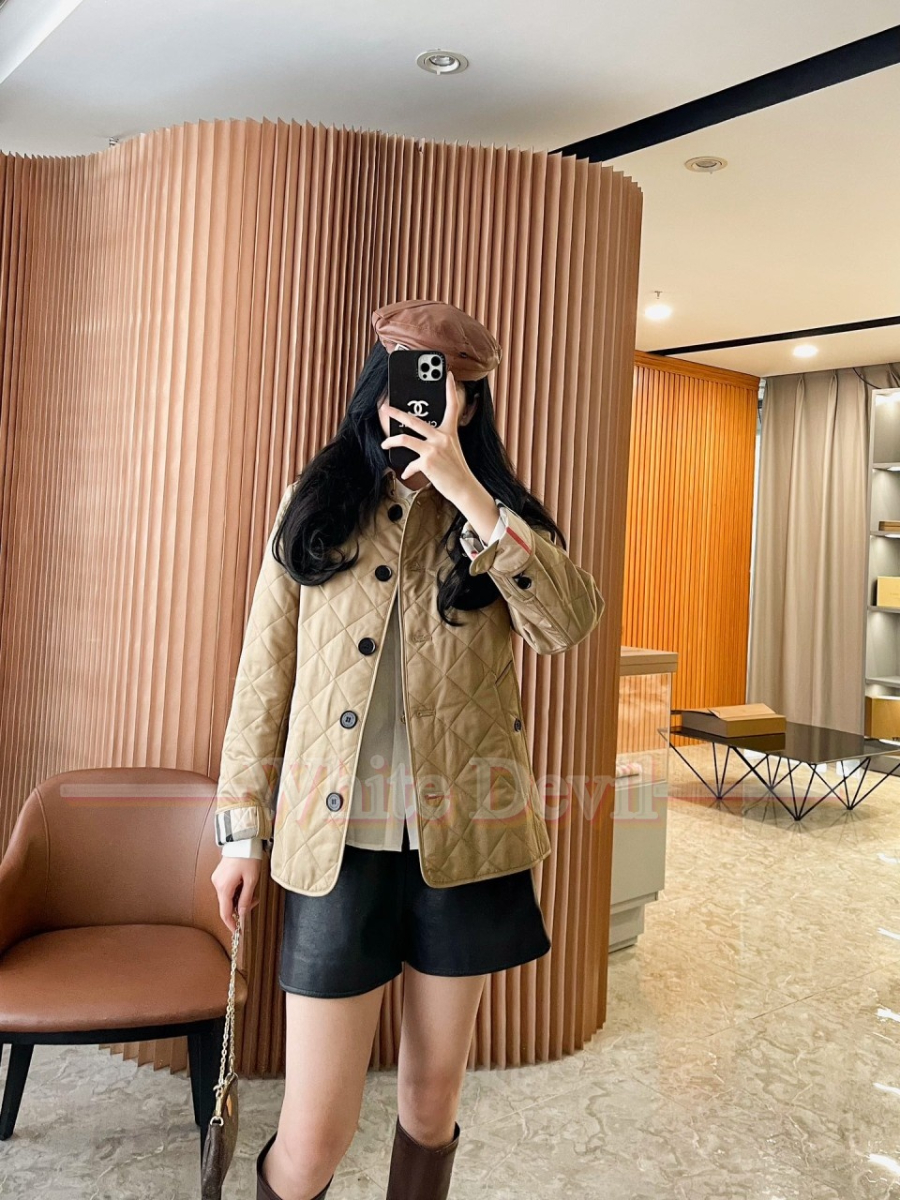 하얀악마 버버리 점퍼 (2).jpg