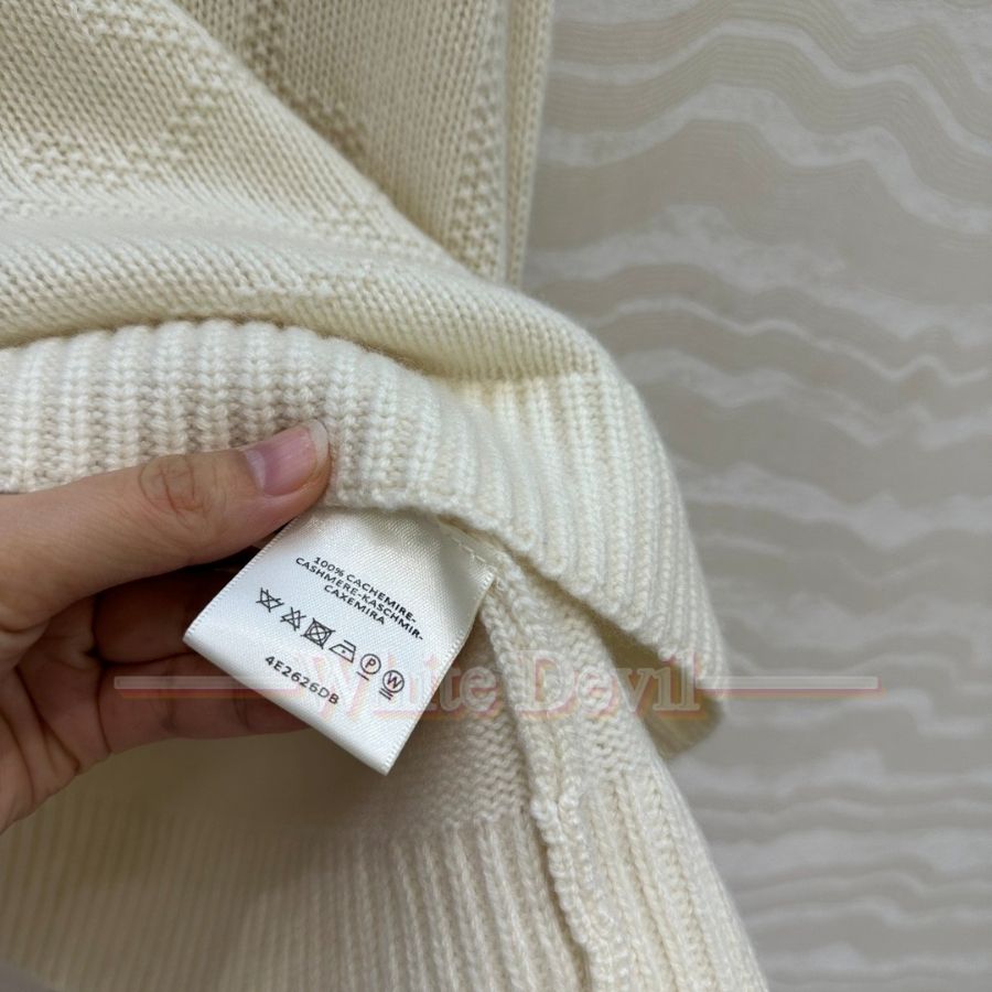 하얀악마 에르 니트 (11).jpg