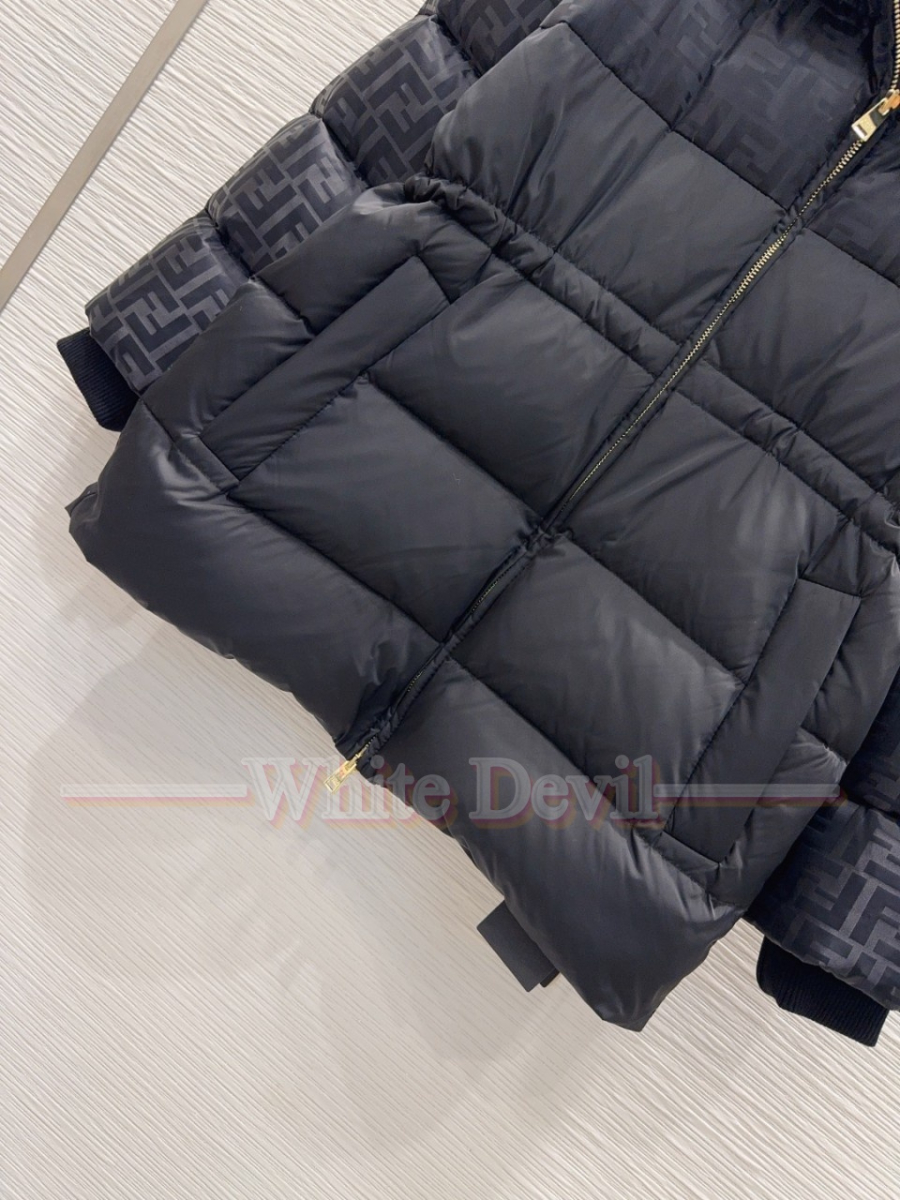 하얀악마 펜디 패딩 (8).jpg