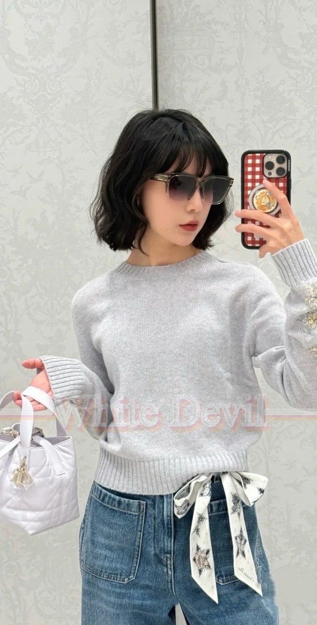 하얀악마 디올 니트 (2).jpg
