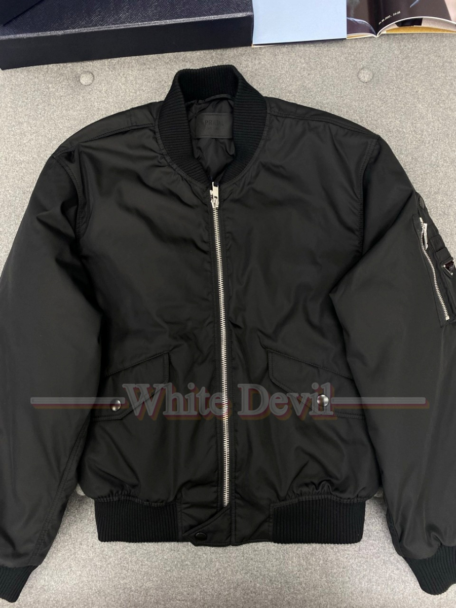 하얀악마 프라다 점퍼 (5).jpg