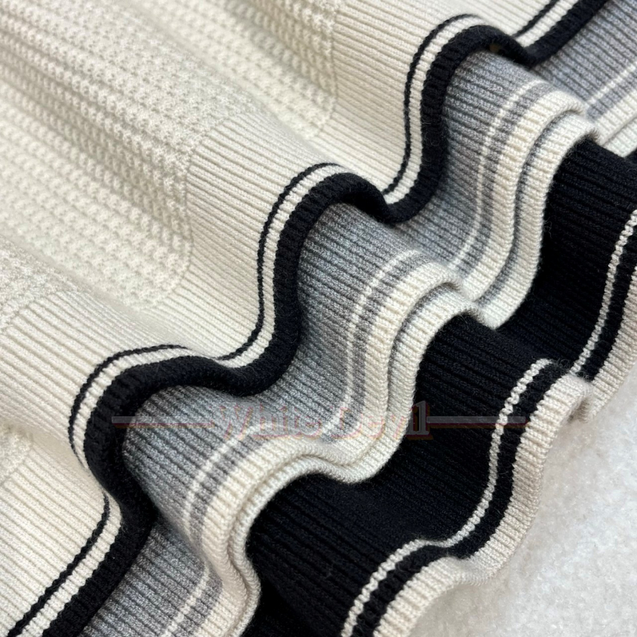 하얀악마 쿠치넬리 니트 (20).jpg