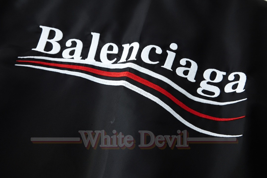 하얀악마 발렌시아가 점퍼 (11).jpg