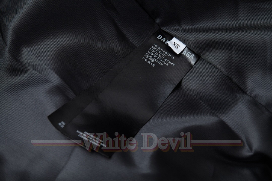 하얀악마 발렌시아가 점퍼 (12).jpg