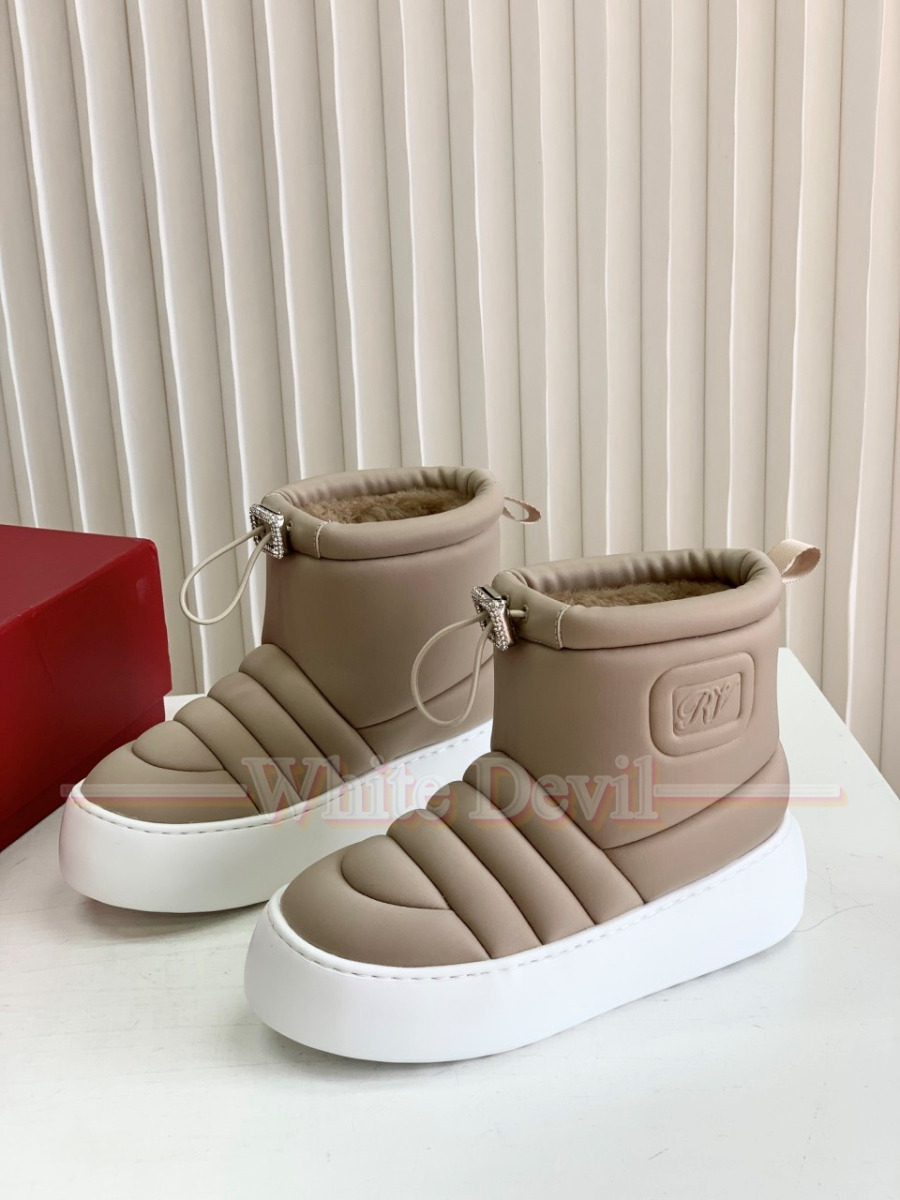 하얀악마 로저비비에 신발 (4).jpg