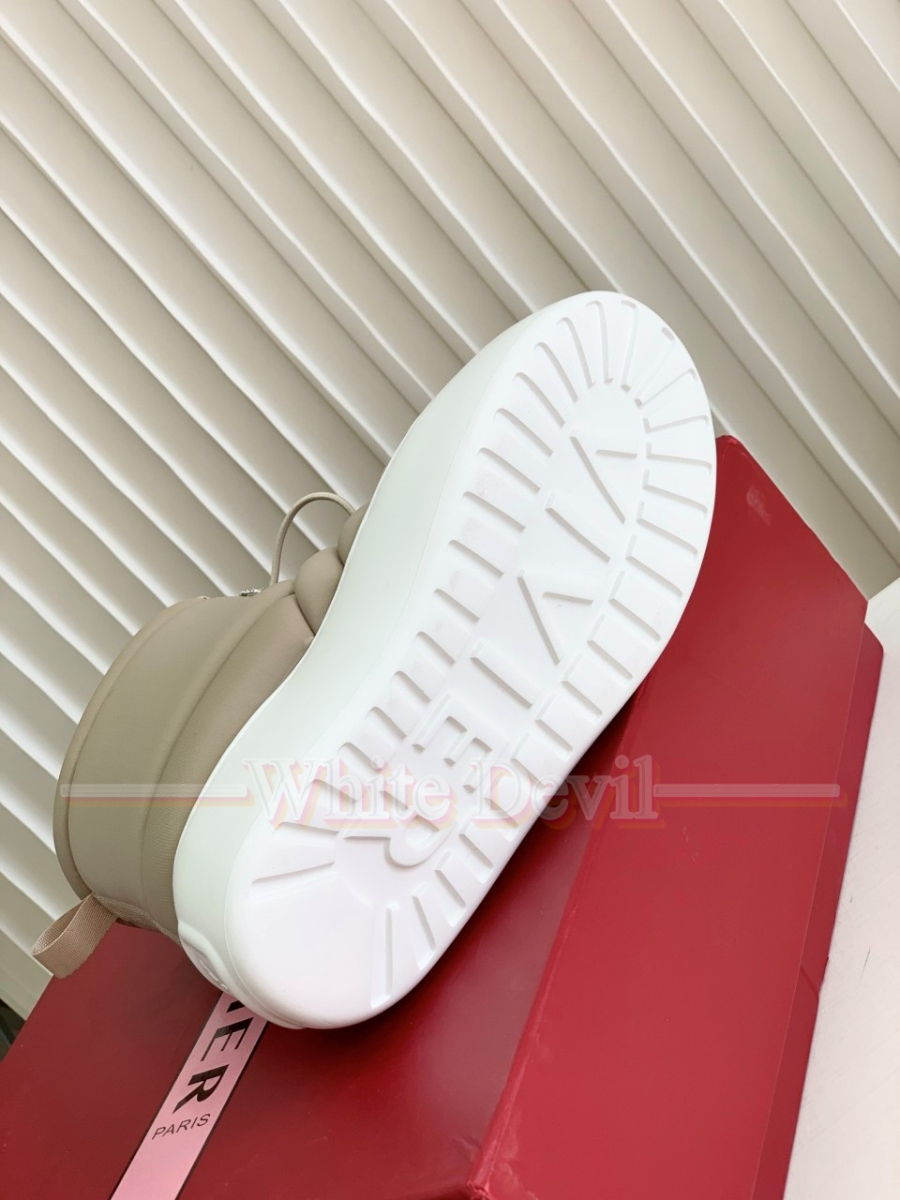 하얀악마 로저비비에 신발 (9).jpg