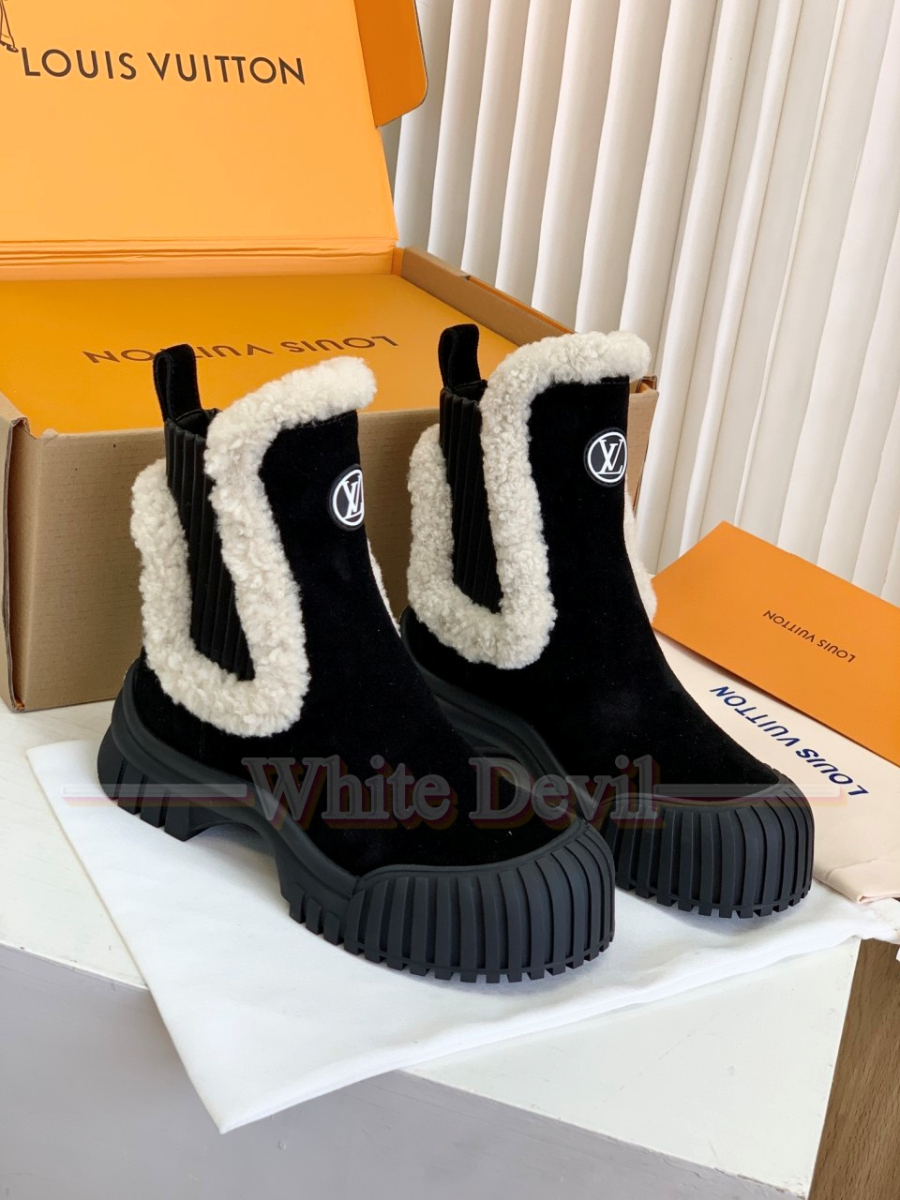 하얀악마 루이비통 부츠 (2).jpg