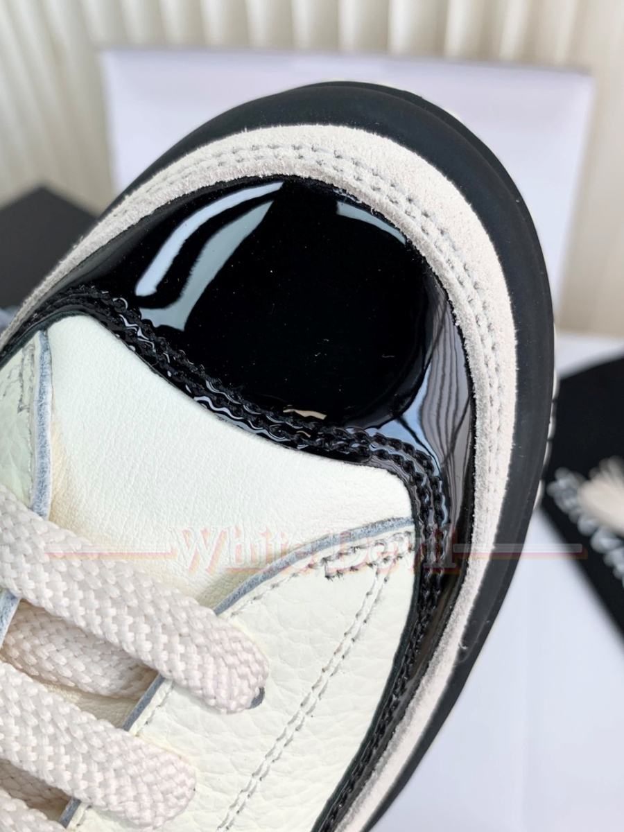 하얀악마 샤넬 운동화 (11).jpg