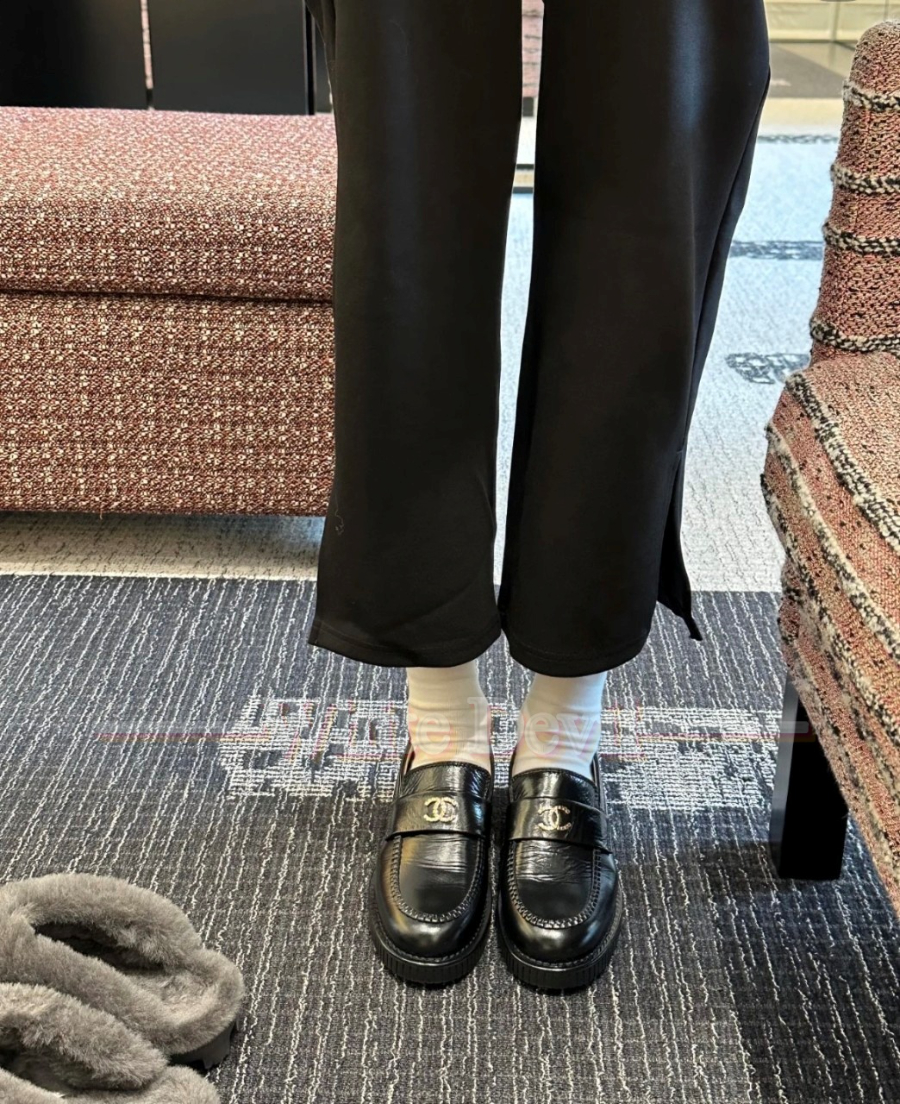 하얀악마 샤넬 로퍼 (1).jpg