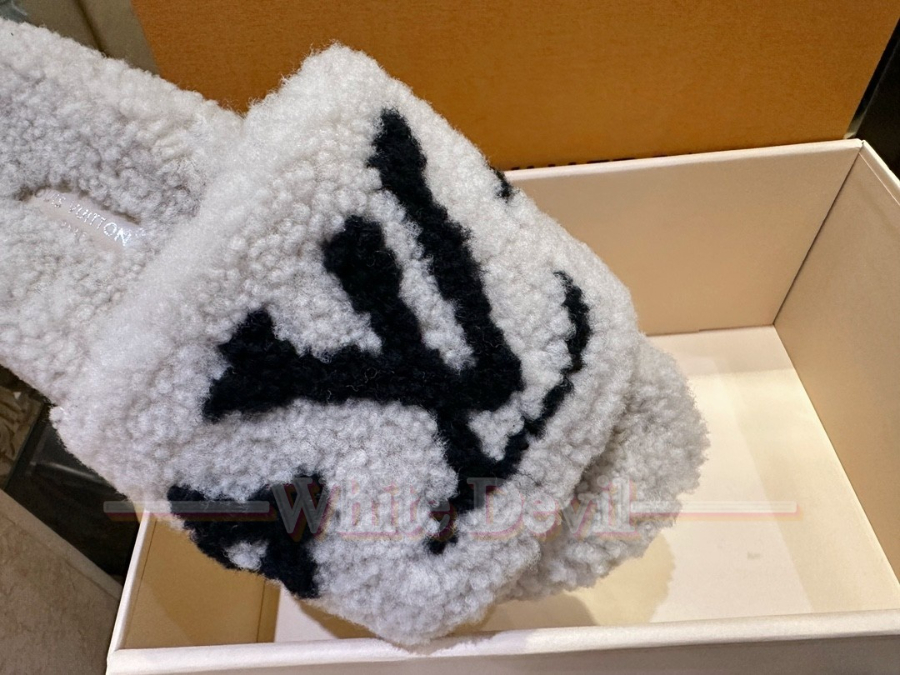 하얀악마 루이비통 슬리퍼 (11).jpg