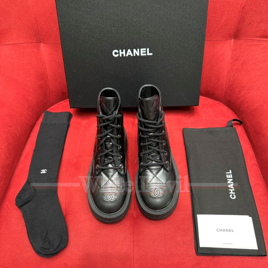 하얀악마 샤넬 워커 (5).jpg