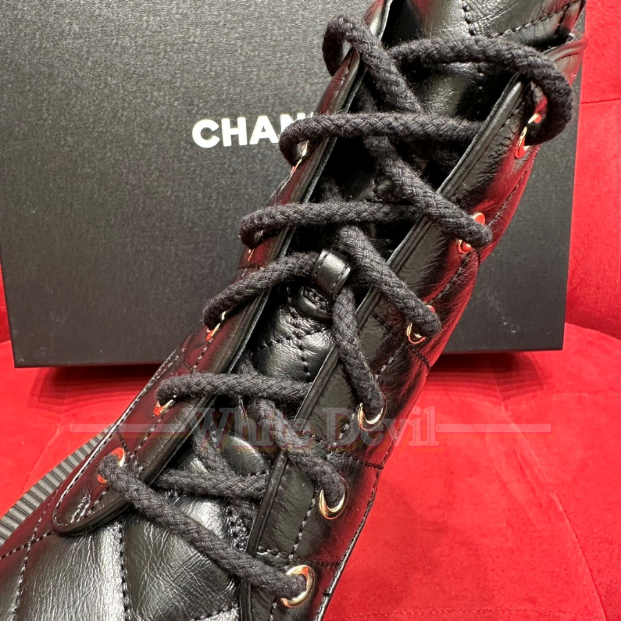 하얀악마 샤넬 워커 (8).jpg