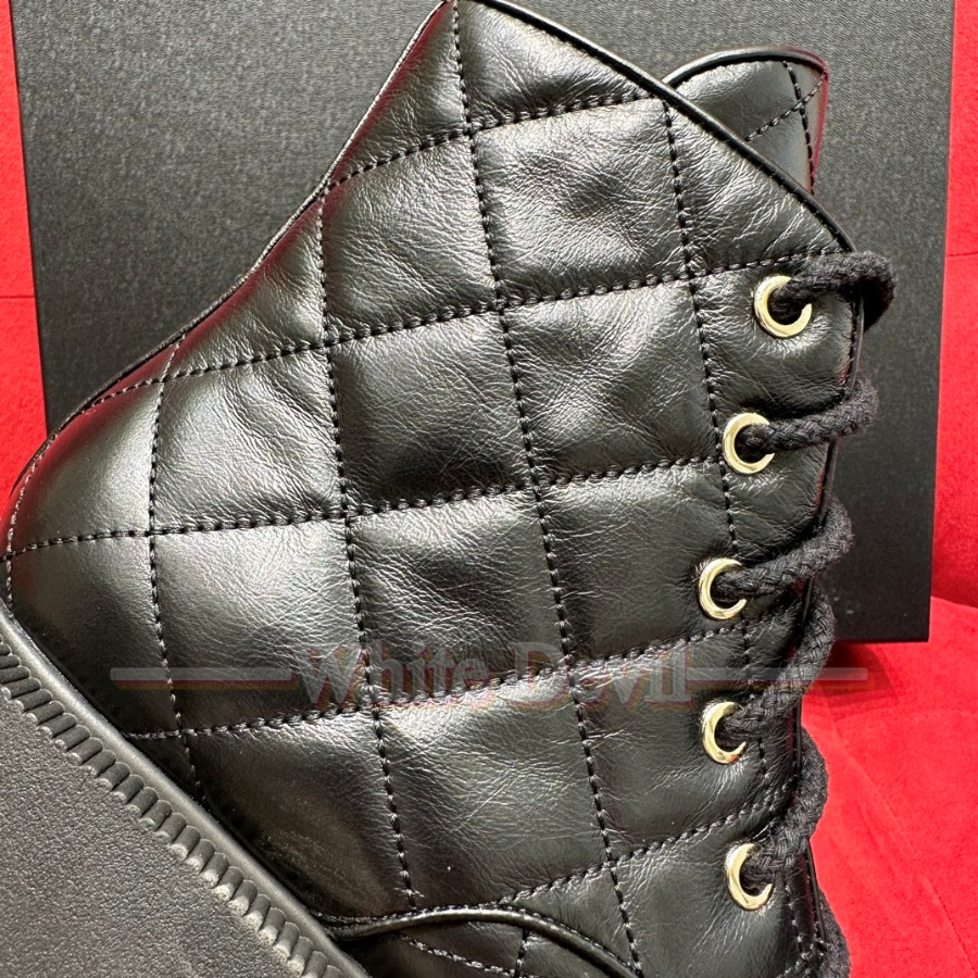 하얀악마 샤넬 워커 (9).jpg