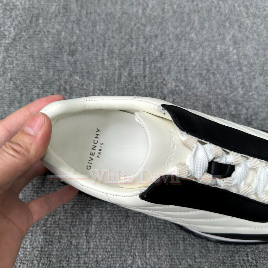 하얀악마 지방시 운동화 (13).jpg