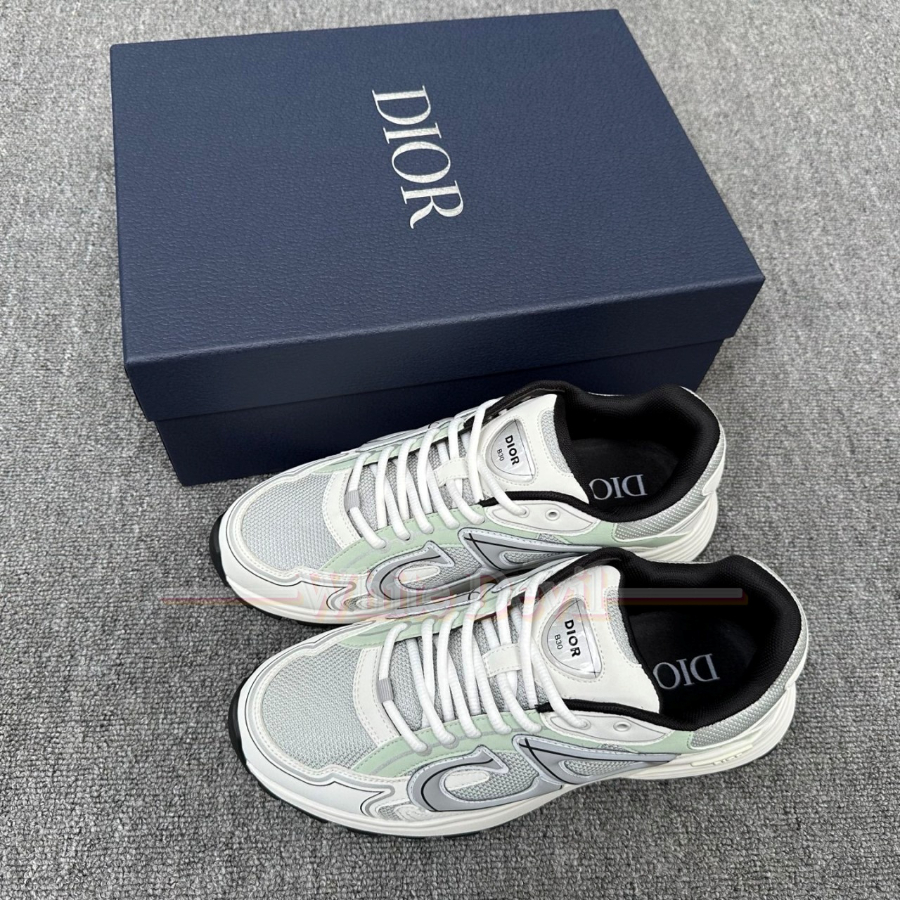 하얀악마 제냐 운동화 (6).jpg