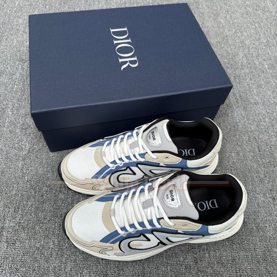 하얀악마 제냐 운동화 (7).jpg