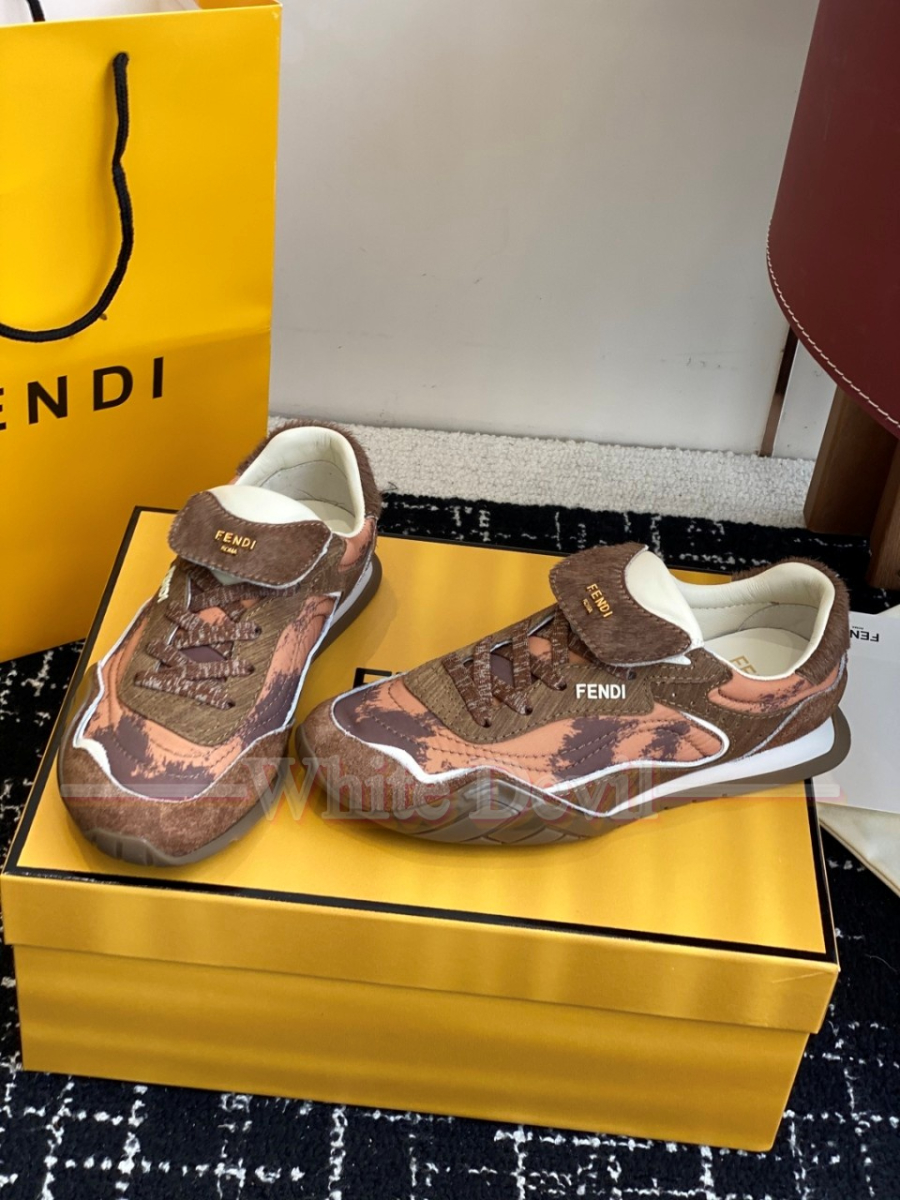 하얀악마 펜디 운동화 (5).jpg