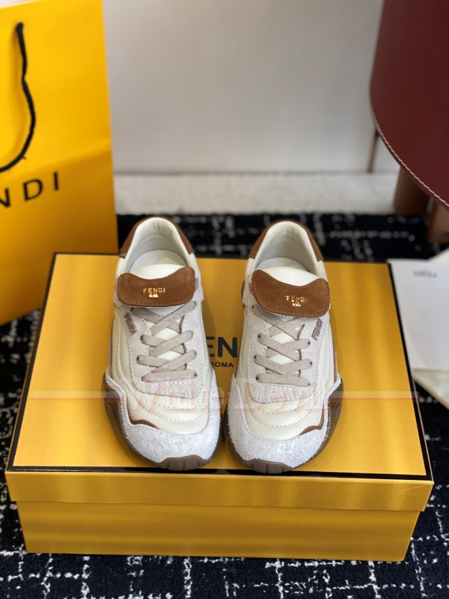 하얀악마 펜디 운동화 (7).jpg