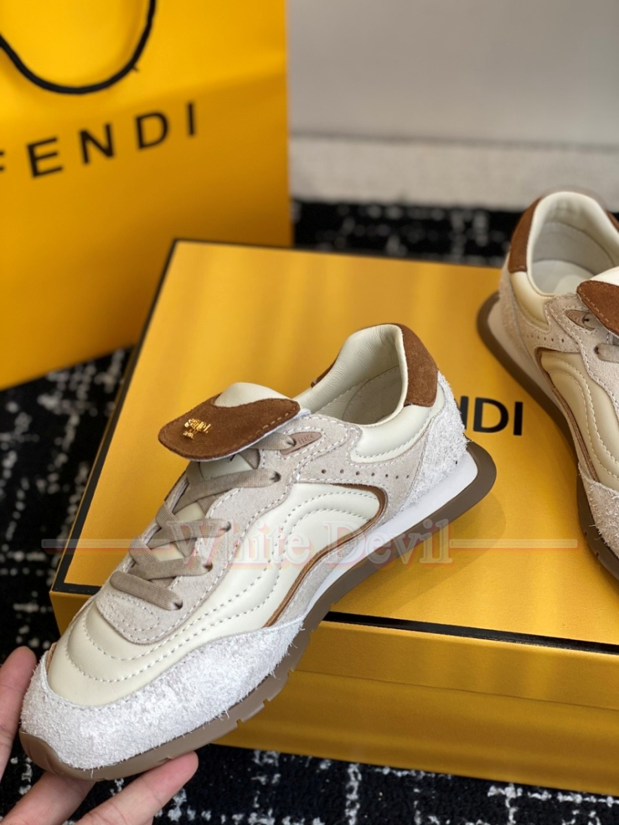 하얀악마 펜디 운동화 (11).jpg