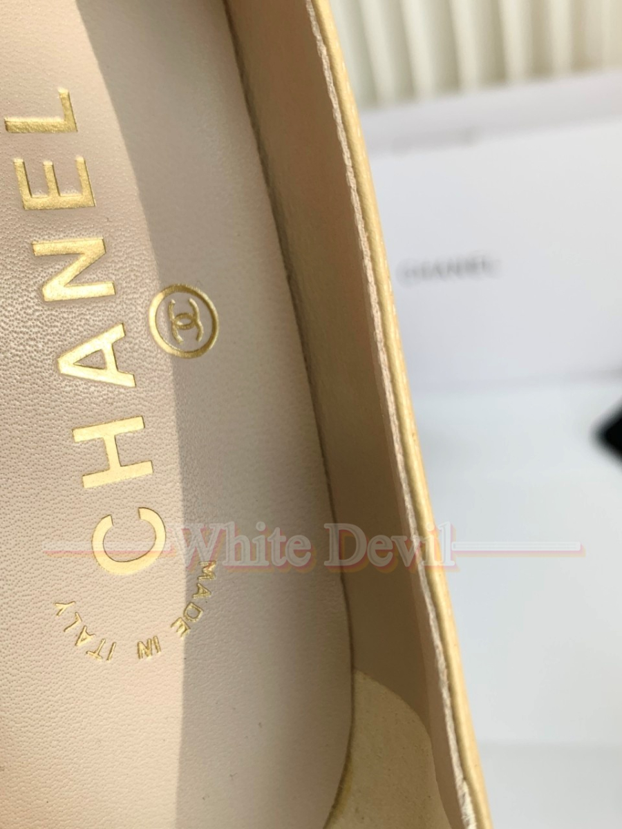 하얀악마 샤넬 구두 (10).jpg