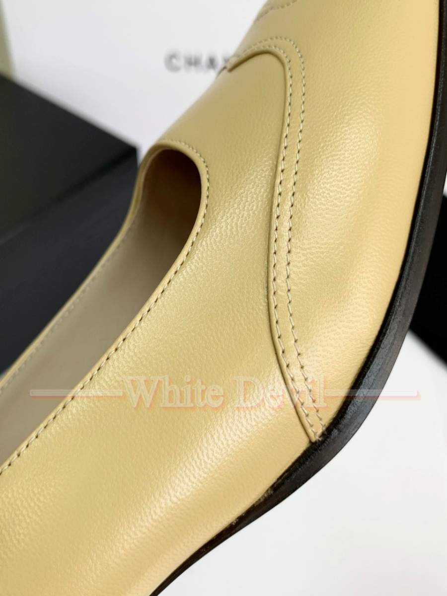 하얀악마 샤넬 구두 (13).jpg