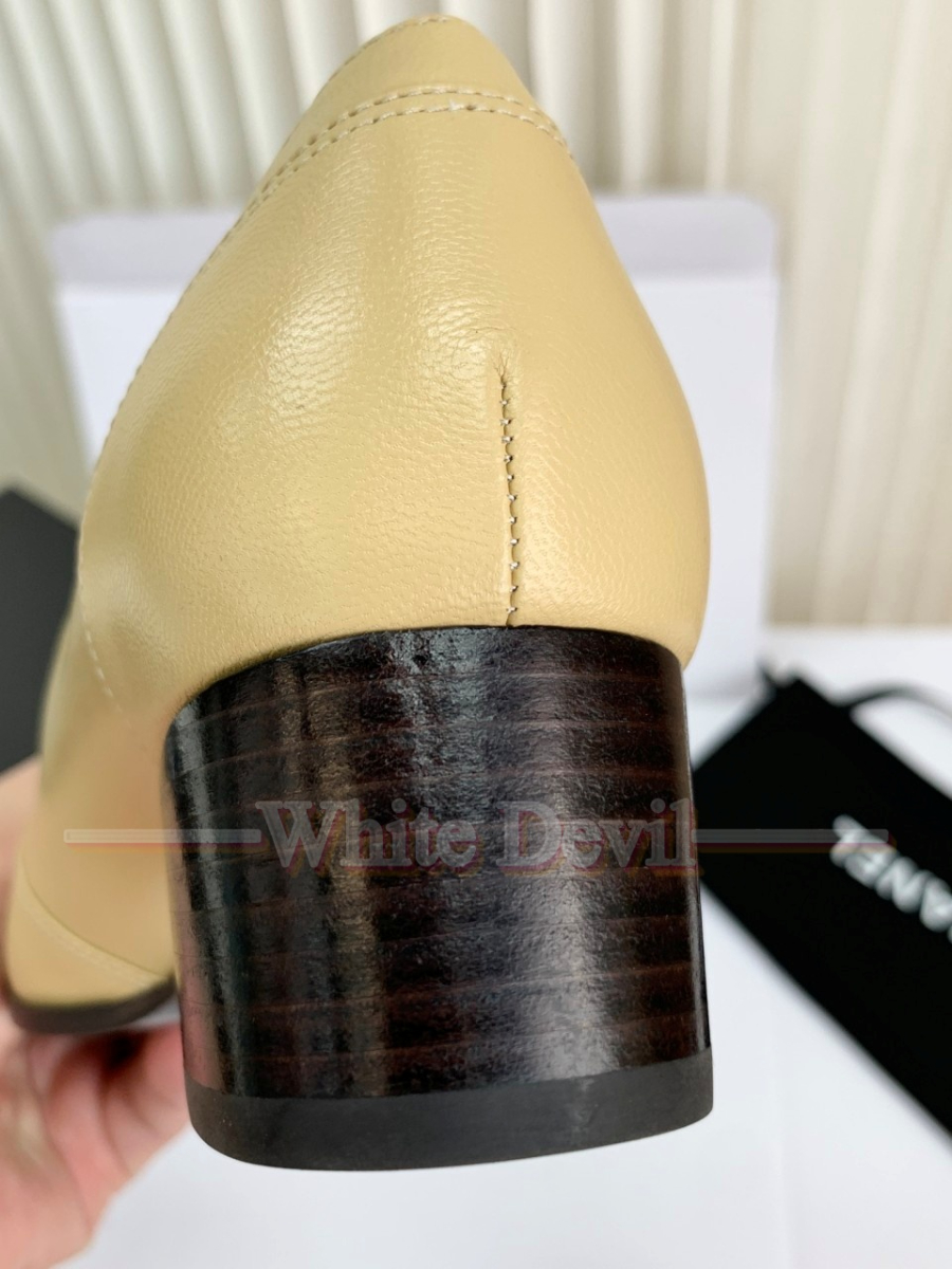 하얀악마 샤넬 구두 (16).jpg