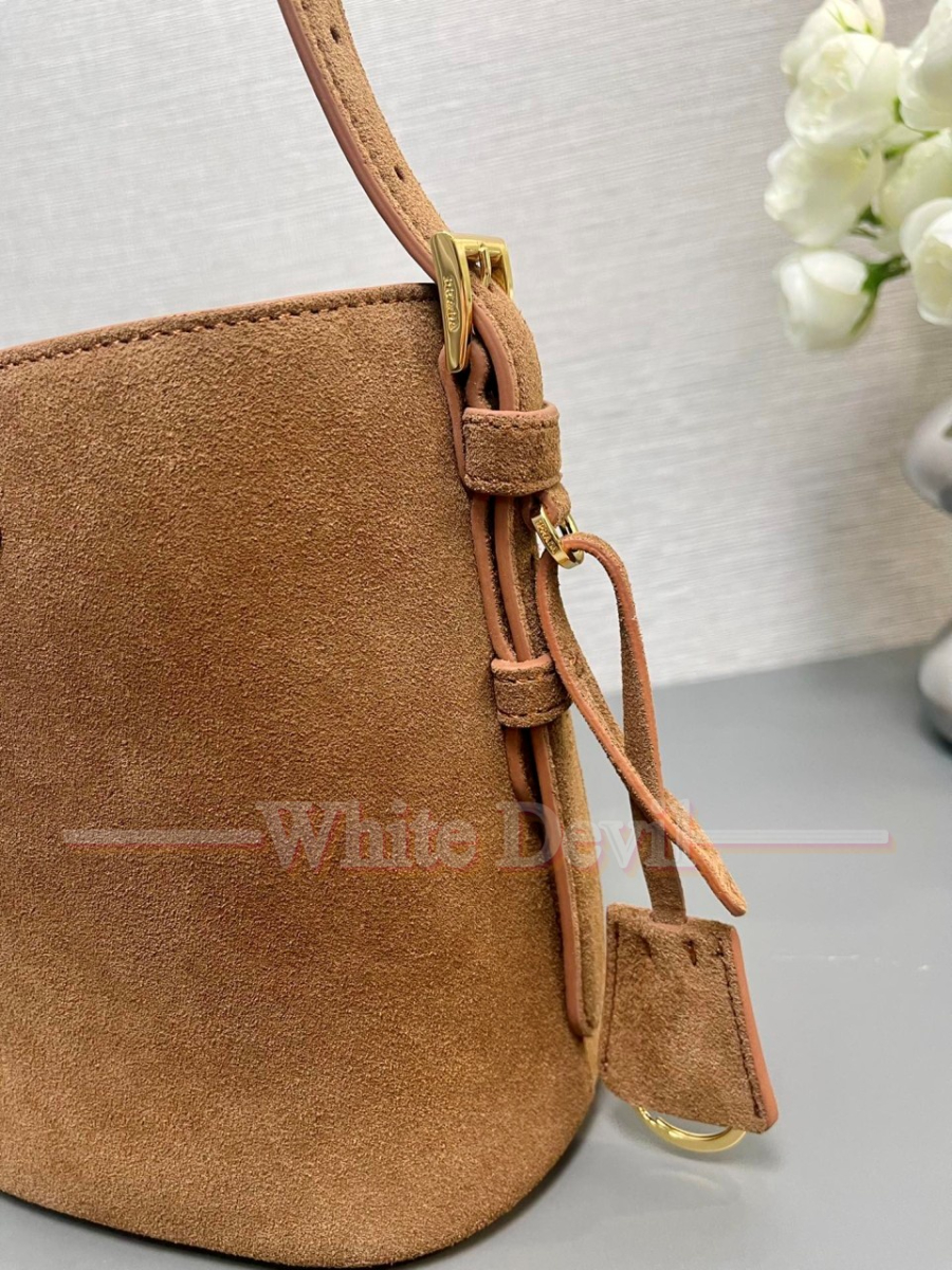 하얀악마 프라다 버킷백 (6).jpg