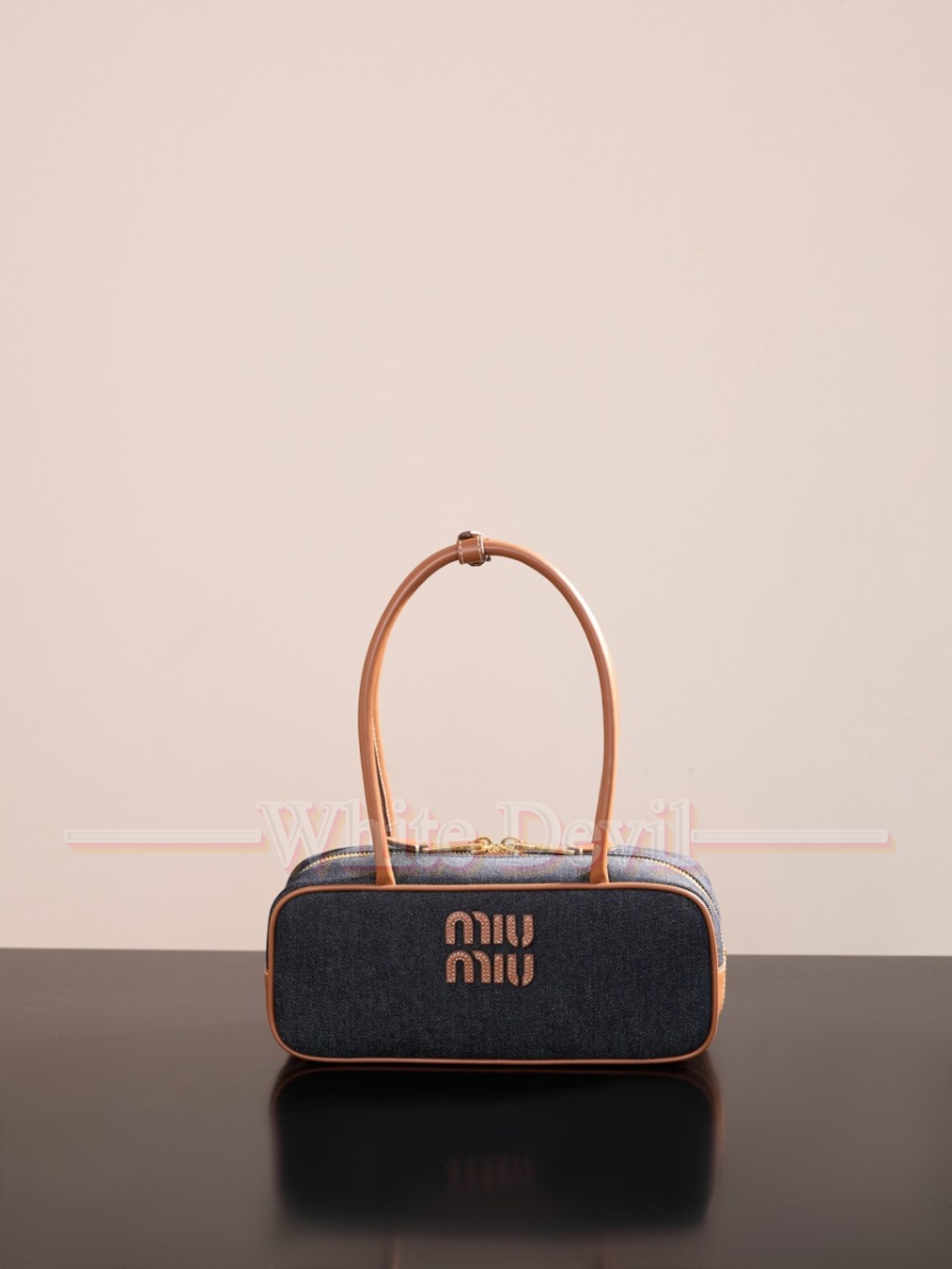 하얀악마 미우미우 가방 (3).jpg