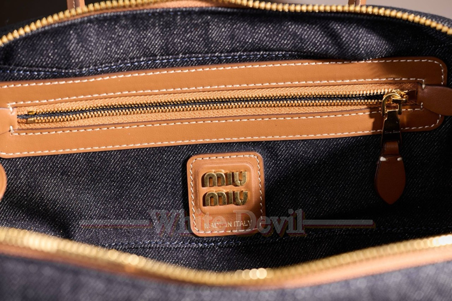 하얀악마 미우미우 가방 (20).jpg