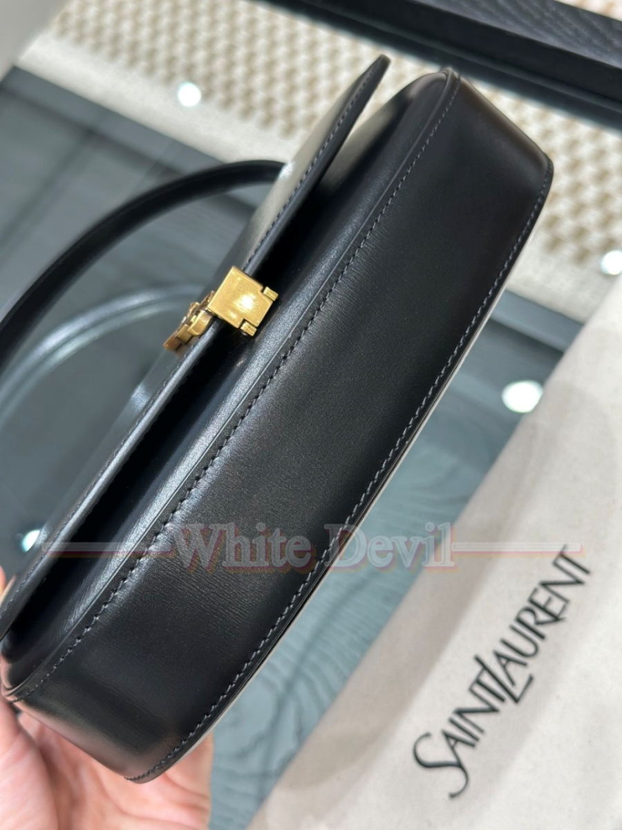 하얀악마 생로랑 볼테르 (10).jpg