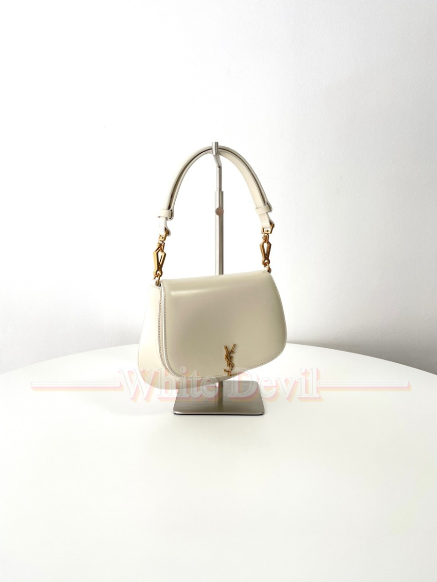 하얀악마 생로랑 볼테르 (4).jpg