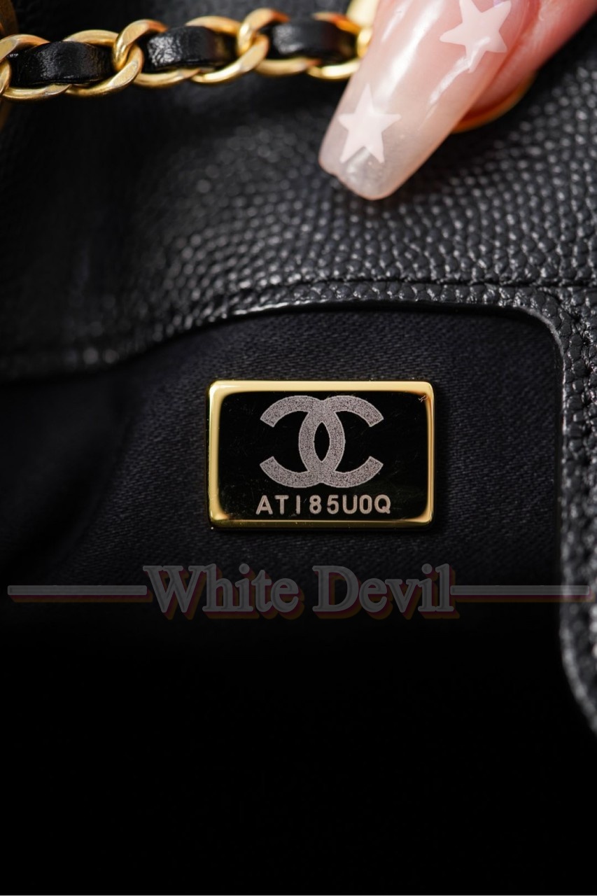 하얀악마 샤넬 백팩 (27).jpg