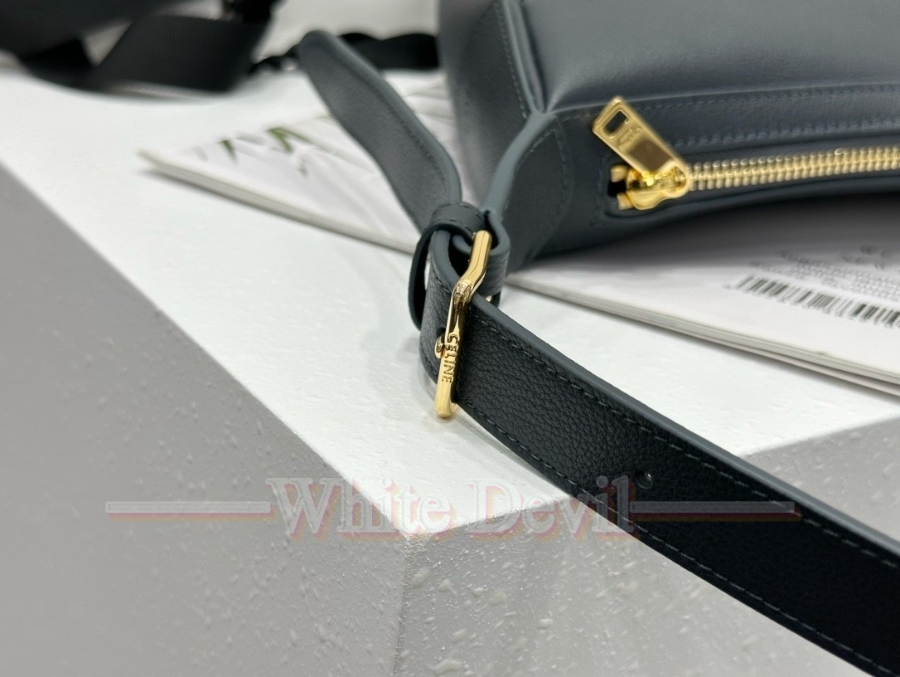 하얀악마 셀린느 엘로이즈 (10).jpg