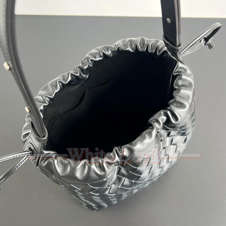 하얀악마 보테가 버킷백 (5).jpg