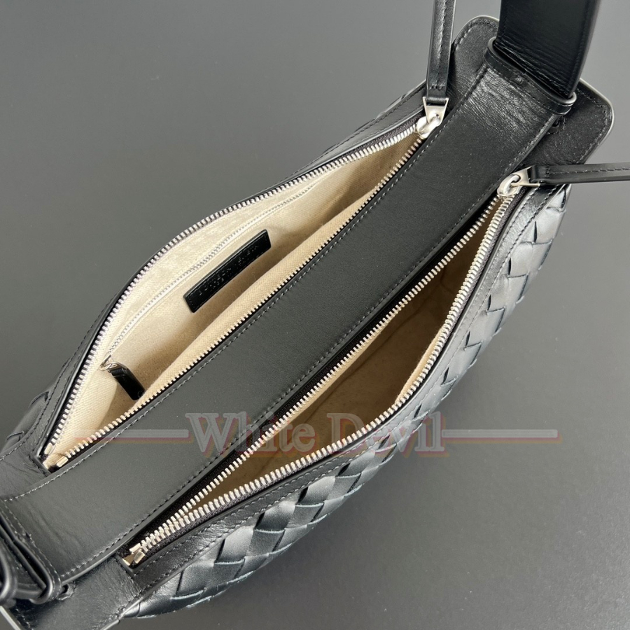 하얀악마 보테가 트라이베카 (7).jpg