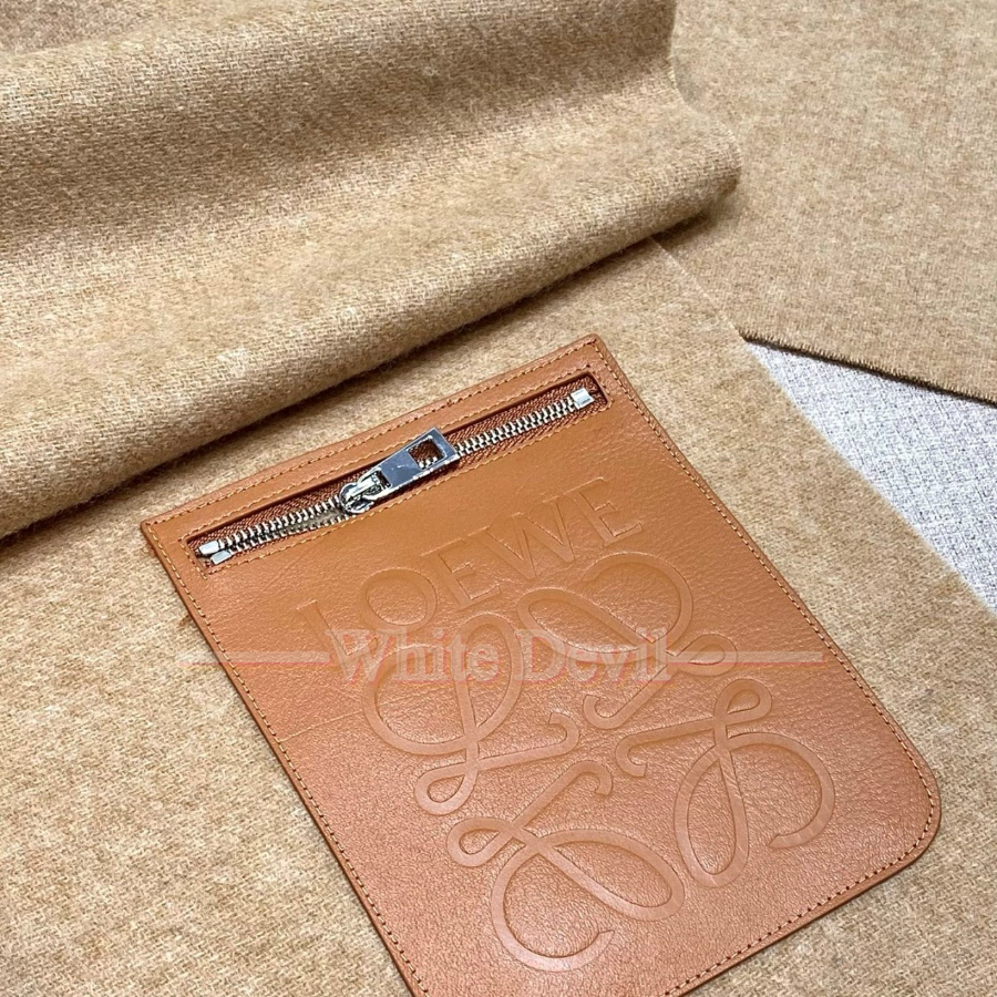 하얀악마 로에베 목도리 (7).jpg