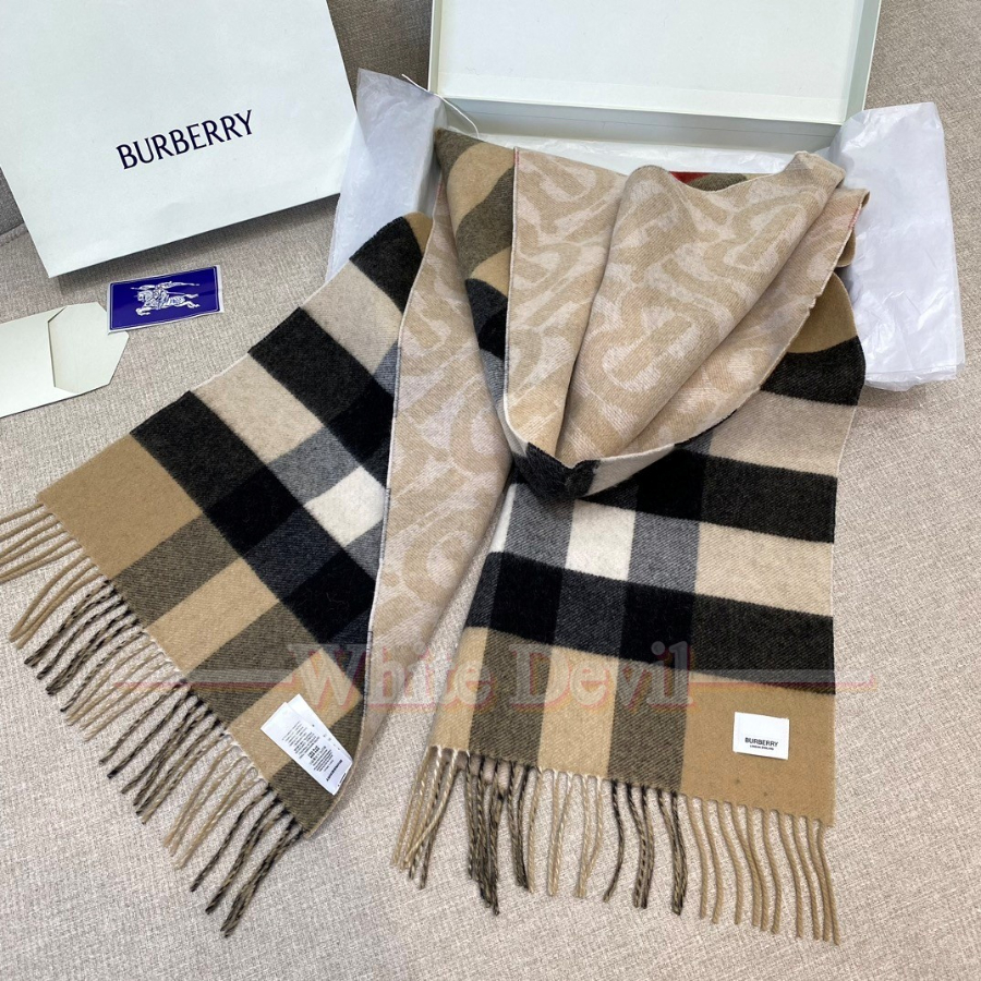 하얀악마 버버리 목도리 (3).jpg