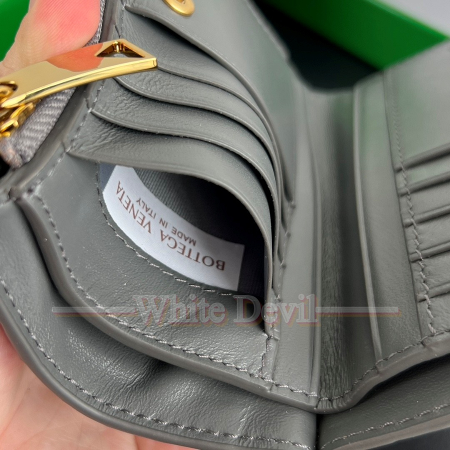 하얀악마 보테가 지갑 (9).jpg