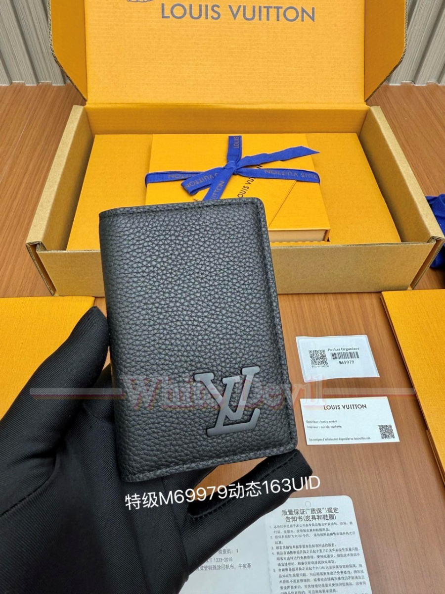 하얀악마 루이비통 지갑 (1).jpg