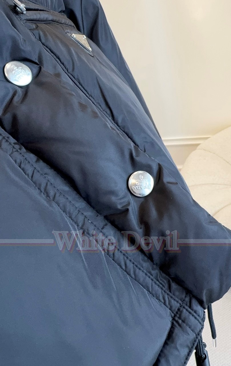 하얀악마 프라다 패딩 (9).jpg