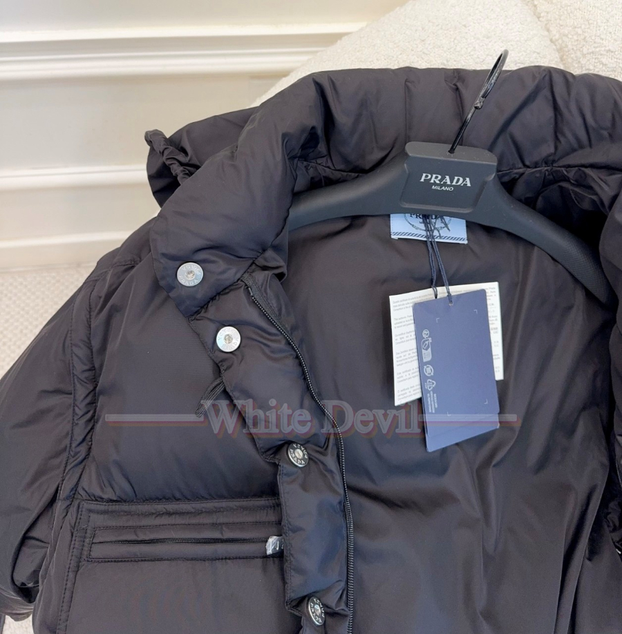 하얀악마 프라다 패딩 (18).jpg