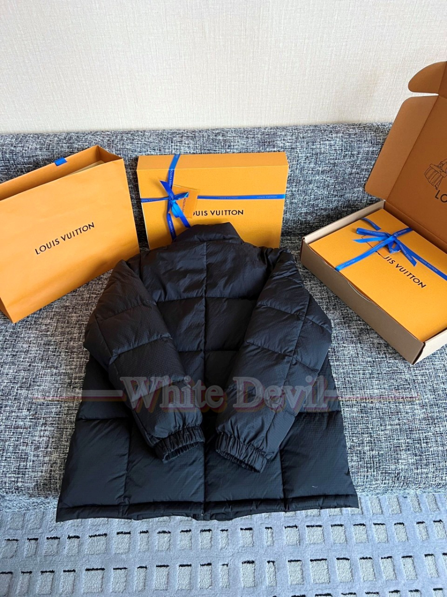 하얀악마 루이비통 패딩 (20).jpg