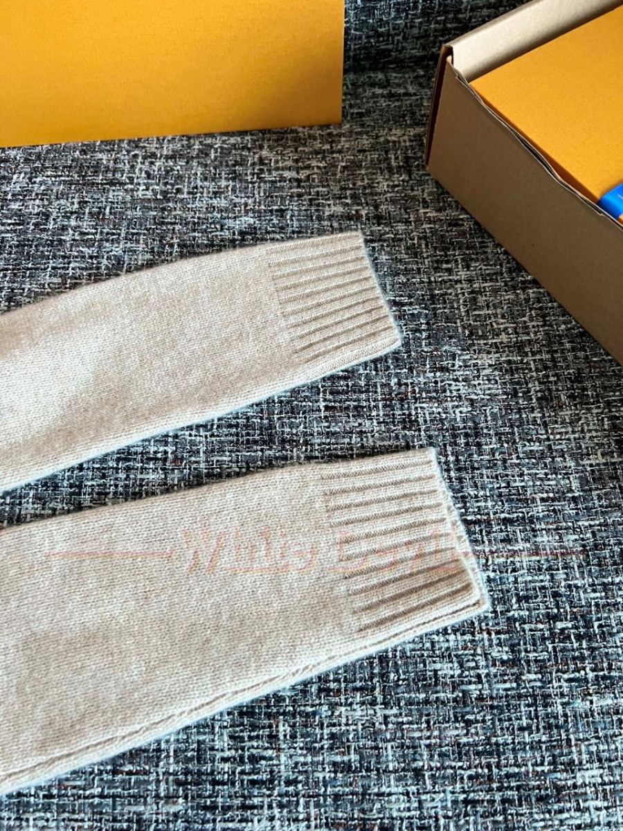 하얀악마 루이비통 니트 (16).jpg