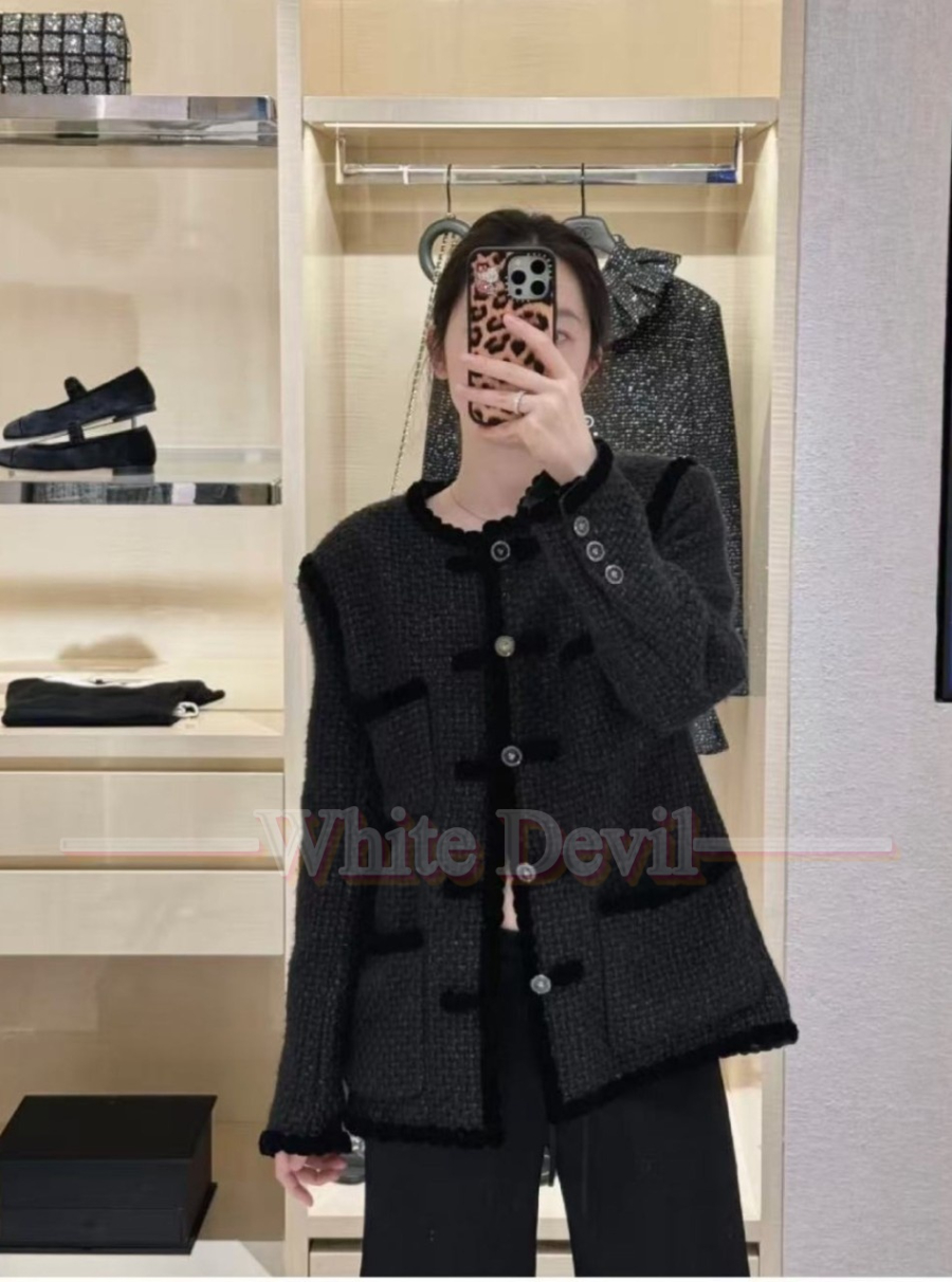 하얀악마 샤넬 코트 (1).jpg