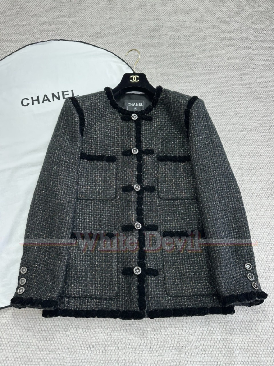 하얀악마 샤넬 코트 (4).jpg