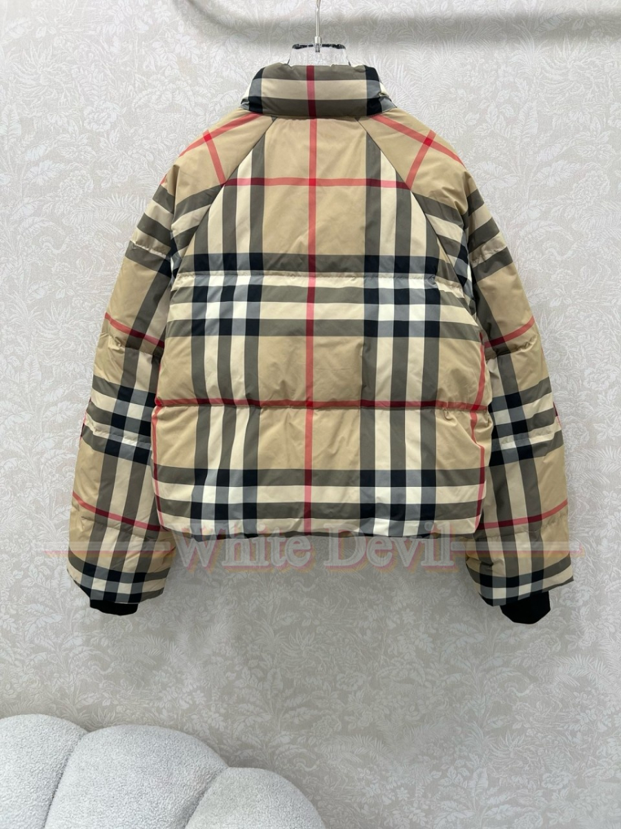 하얀악마 버버리 레플리카 패딩 (12).jpg
